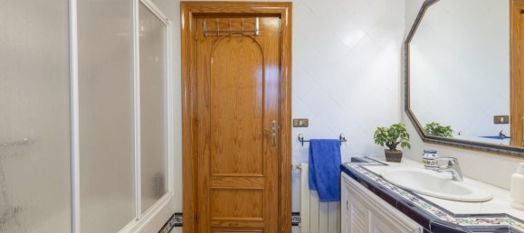 4 bedrooms House in Albolote, Spain No. 163653 15