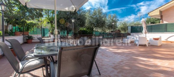 4 chambres Villa à Guidonia Montecelio, Italy No. 62454 37