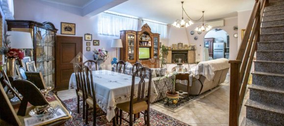 4 chambres Villa à Guidonia Montecelio, Italy No. 62454 2