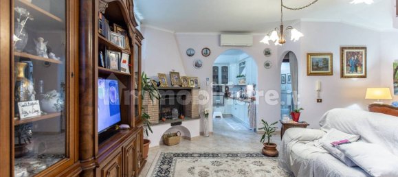 4 chambres Villa à Guidonia Montecelio, Italy No. 62454 5