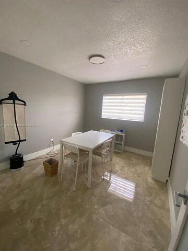 3 Schlafzimmer Haus in Miami, USA, Nr. 237260