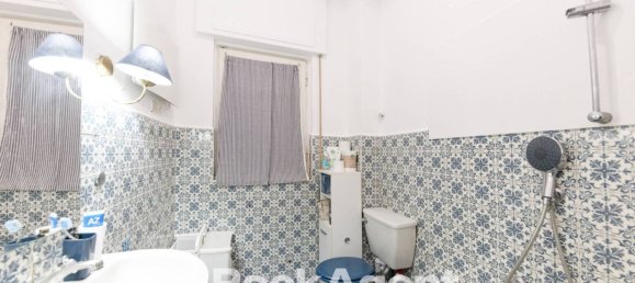 2 bedrooms Apartment in Genoa, Italy No. 313368 24