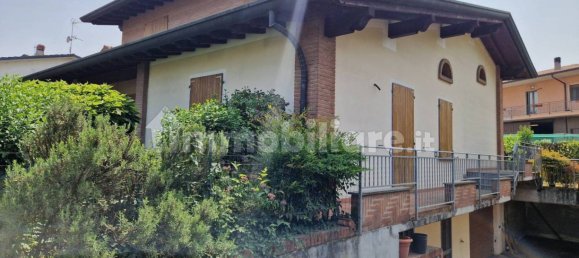 3 غرف نوم فيلا في Montichiari, Italy رقم 347573 15