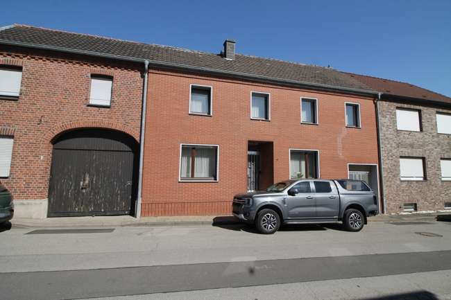 2 bedrooms Townhouse in Duren, Germany No. 225548