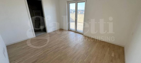 3 rooms Apartment in Termoli, Italy No. 35290 4
