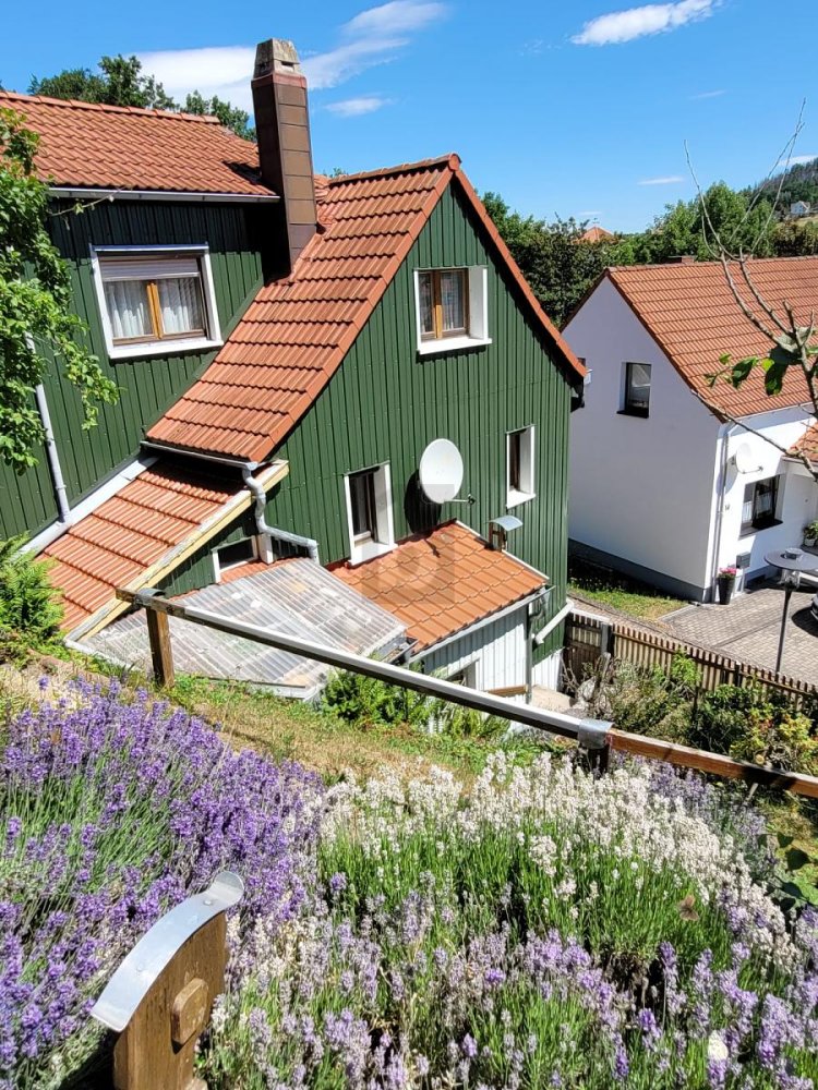 7 rooms House in Wartburgkreis, Germany No. 104773