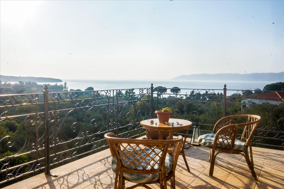 6 bedrooms Commercial property in Lesbos, Greece No. 4059