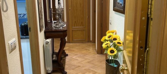 3 Schlafzimmer Wohnung in Madrid, Spain, Nr. 184532 7