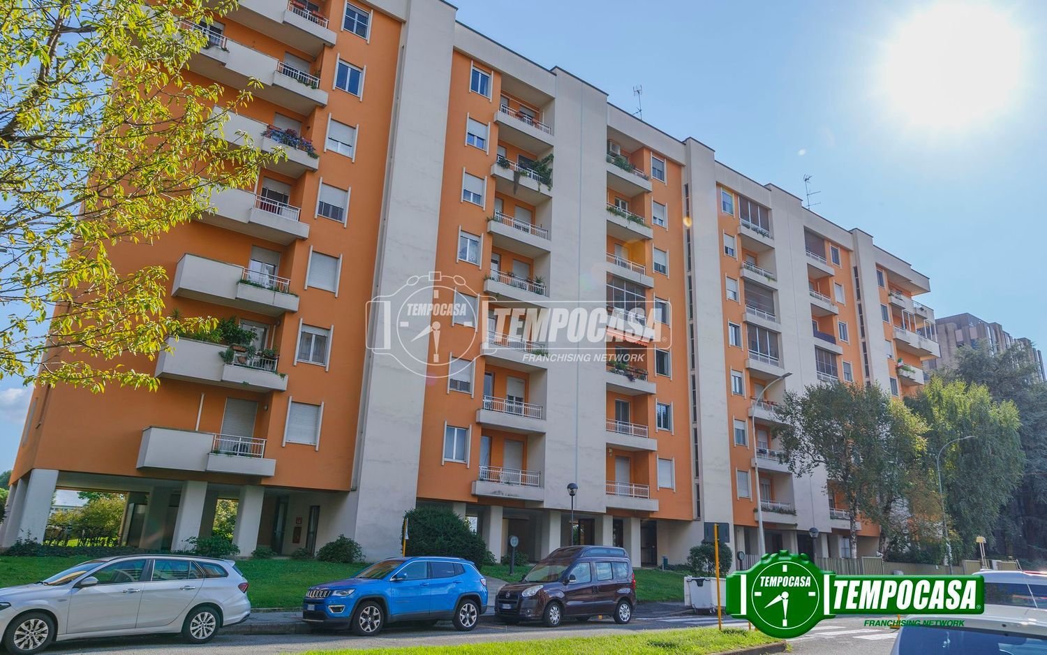 5 chambres Appartement à Opera, Italy No. 382344