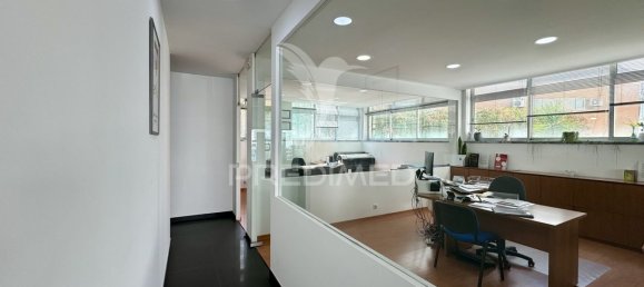 Oficina en Fatima, Portugal 174 m² No. 85690 3