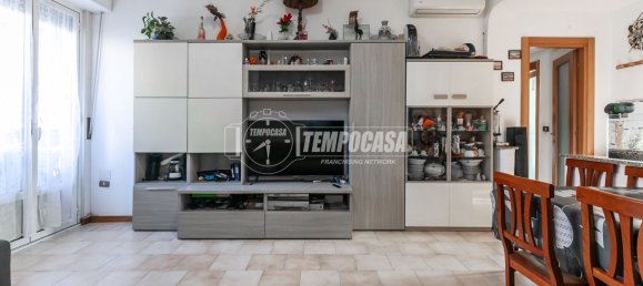 Квартира с 2 спальнями в Милан, Италия № 249568 14