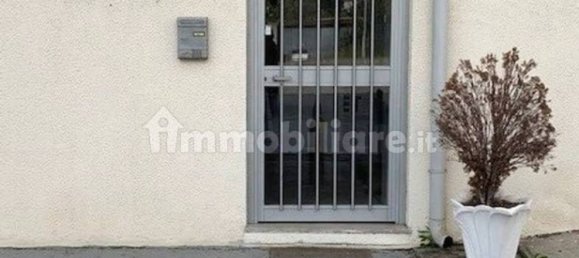 230m² Office in Catanzaro, Italy No. 342972 2