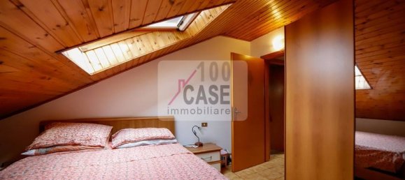 1 chambre Appartement à Abbadia San Salvatore, Italy No. 358736 9