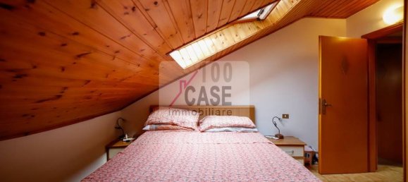 1 chambre Appartement à Abbadia San Salvatore, Italy No. 358736 10