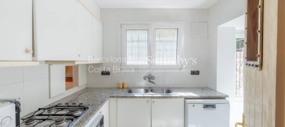 4 Schlafzimmer Haus in Begur, Spain, Nr. 137880 7