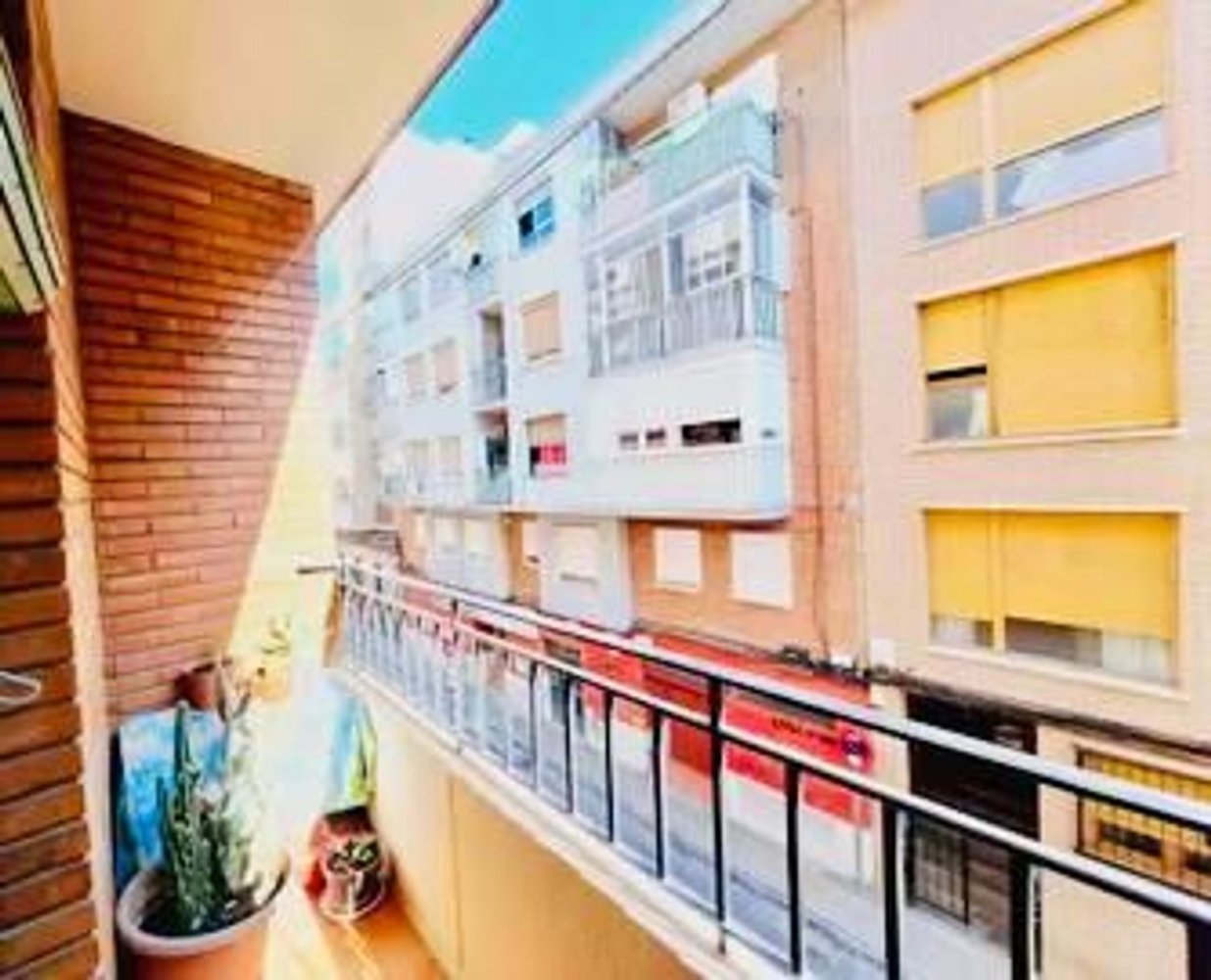 3 bedrooms Apartment in Zaragoza, Spain No. 251829