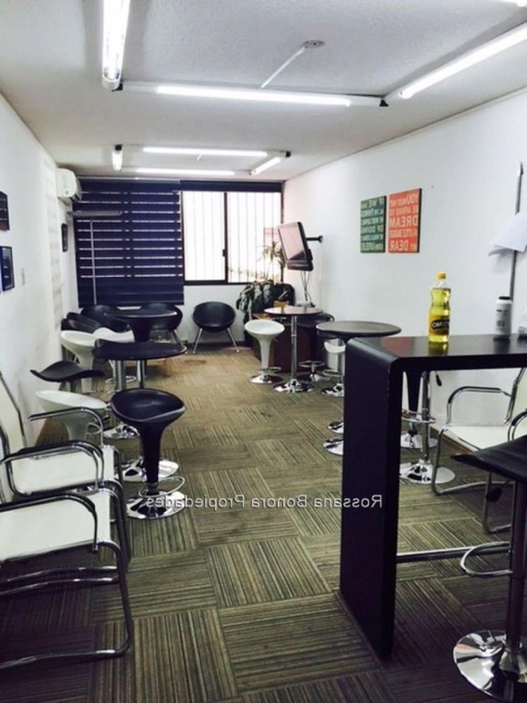  مكتب في Montevideo, Uruguay رقم 13229