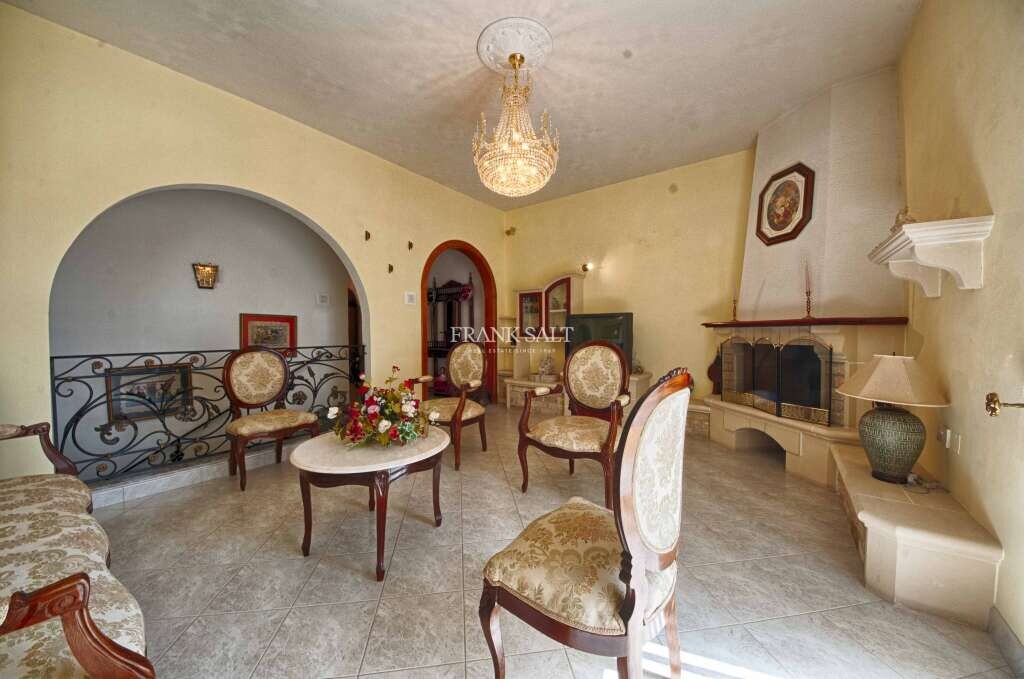 Maisonette de 3 dormitorios en Tarxien, Malta No. 1737