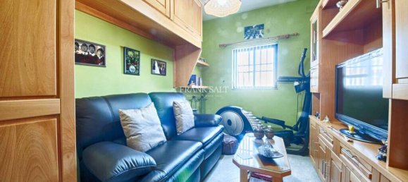 Maisonette de 3 dormitorios en Tarxien, Malta No. 1737 3