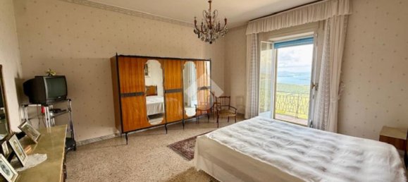 3 bedrooms Building in Montefiascone, Italy No. 320840 5