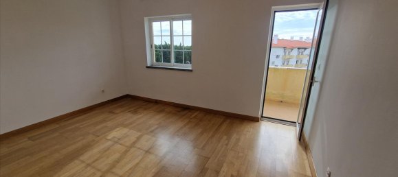 4 bedrooms Duplex in Sintra, Portugal No. 87202 8