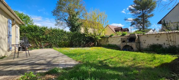 4 bedrooms House in Dreux, France No. 349811 2