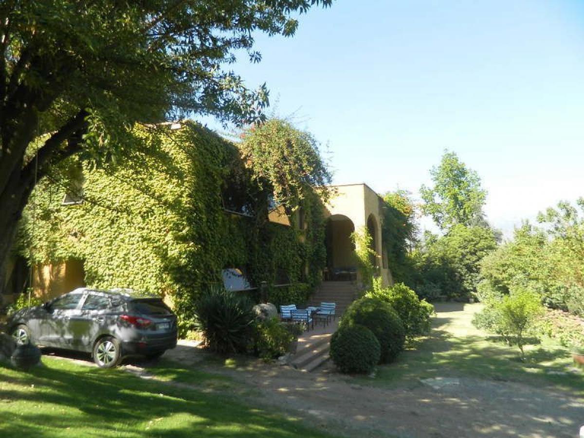 5 bedrooms House in Santiago, Chile No. 4078