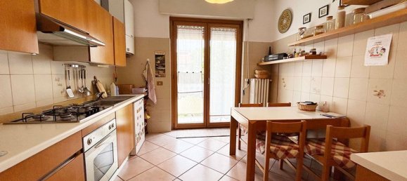 3 bedrooms Apartment in Novate Milanese, Italy No. 364209 4