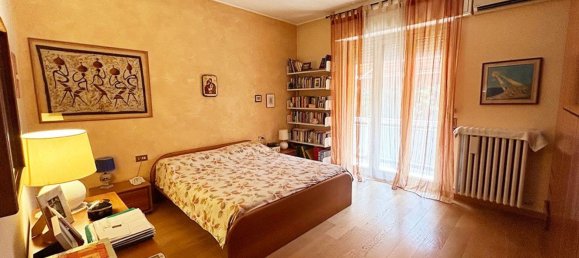 3 bedrooms Apartment in Novate Milanese, Italy No. 364209 10