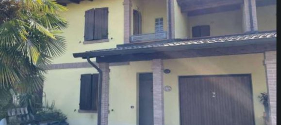 7 rooms House in Cento, Italy No. 277595 4