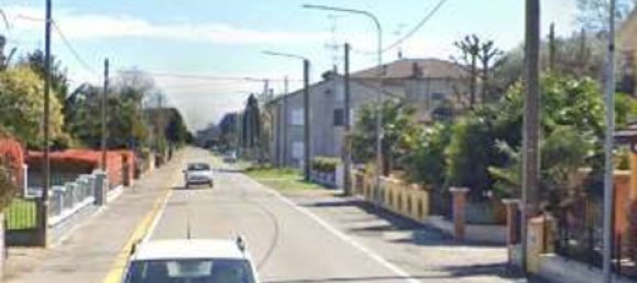 7 rooms House in Cento, Italy No. 277595 6