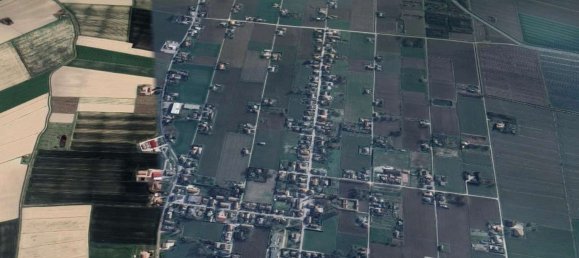 7 rooms House in Cento, Italy No. 277595 10