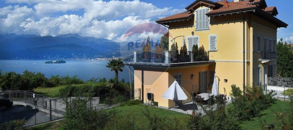 3 rooms Penthouse in Stresa, Italy No. 152527 9
