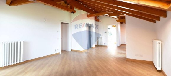 3 rooms Penthouse in Stresa, Italy No. 152527 4