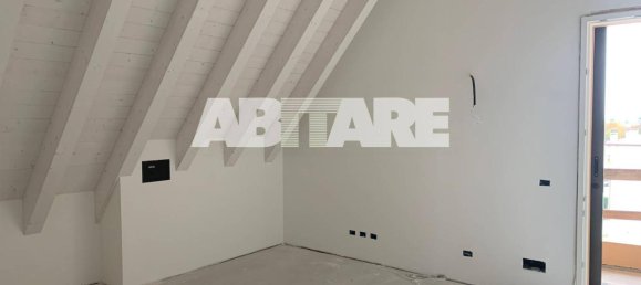 6 rooms Apartment in Mogliano Veneto, Italy No. 139206 31