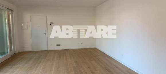 6 rooms Apartment in Mogliano Veneto, Italy No. 139206 3