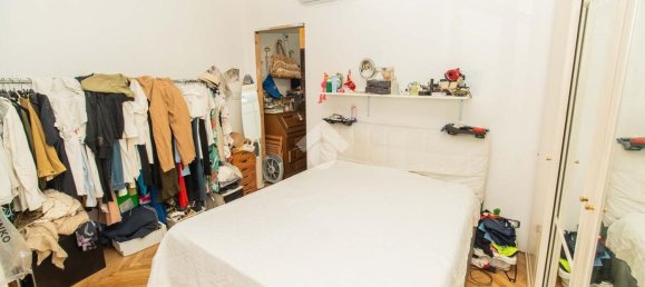 Apartamento de 4 dormitorios en Turin, Italy No. 323129 11