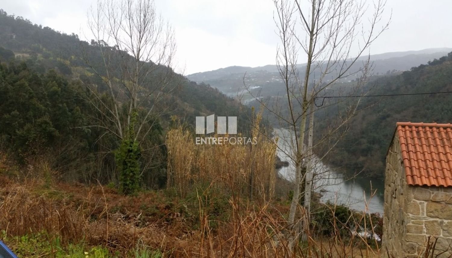 1960m² Land in Marco de Canaveses, Portugal No. 59369