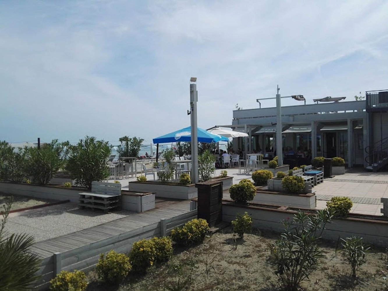 7 rooms Commercial property in Ravenna, Italy No. 111729