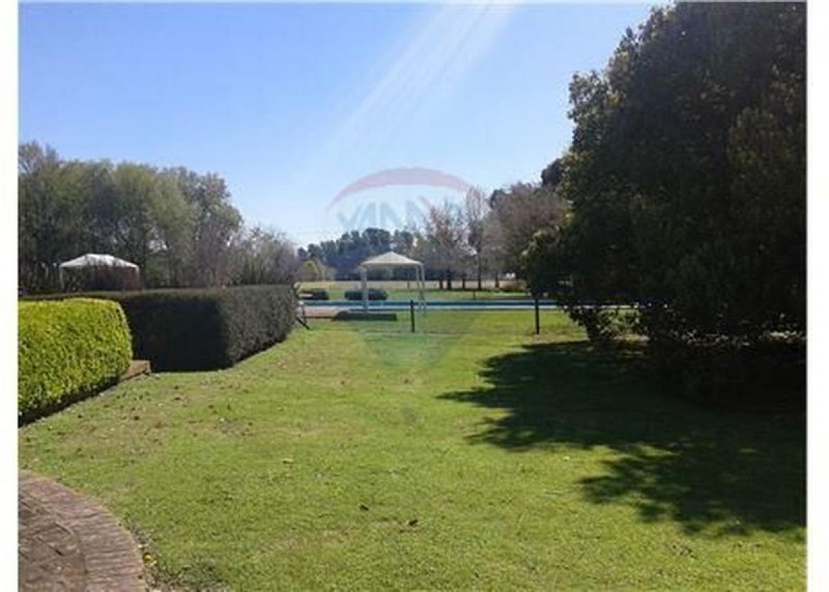  Land in Pilar, Argentina No. 42723