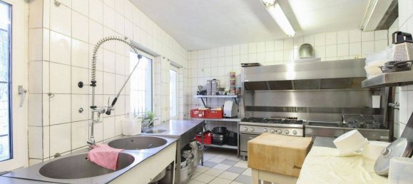 8 غرف نوم مقهى / مطعم في Salzlandkreis, Germany رقم 321697 20