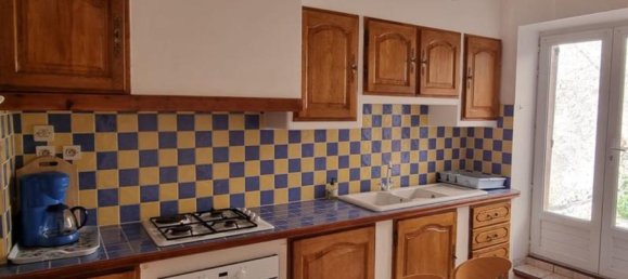 Adosado de 4 dormitorios en Trebes, France No. 293518 2