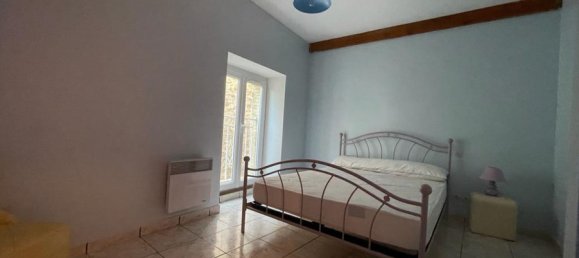 Adosado de 4 dormitorios en Trebes, France No. 293518 7