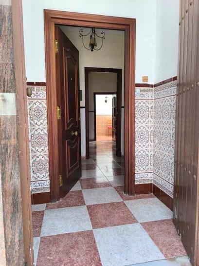 4 غرف نوم منزل في Cadiz, Spain رقم 229300