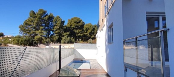 4 bedrooms House in La Nucia, Spain No. 12031 6