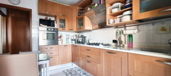 2 غرف نوم شقة في Cormano, Italy رقم 374046 13