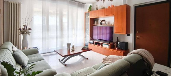 2 غرف نوم شقة في Cormano, Italy رقم 374046 5