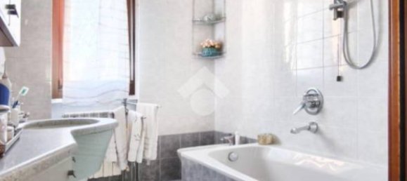 2 غرف نوم شقة في Cormano, Italy رقم 374046 23