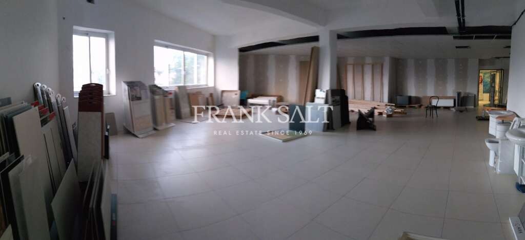 540m² Office in Birkirkara, Malta No. 12960