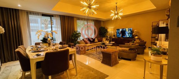 5 bedrooms Townhouse in Dubai, UAE No. 24448 8
